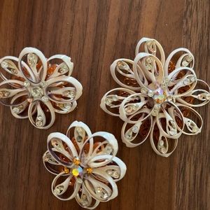 Handmade vintage 1940s brooch and earrings set